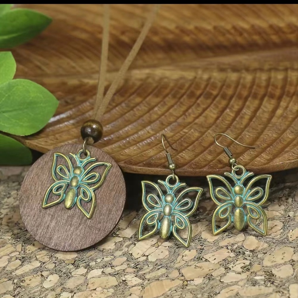3pack Butterfly Wooden Round Plus Geometric Ancient Copper Layered Charm
